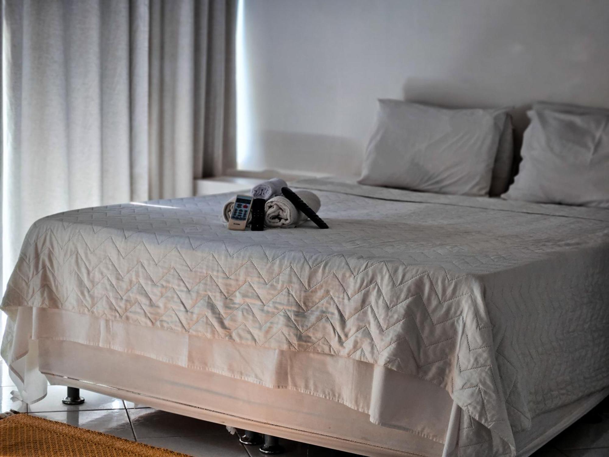 Bella Vista Ocean View Hotell Búzios Eksteriør bilde A bed